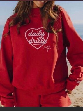 Daily Drills Valentine’s Set Vintage Red Crewneck & Shorts
